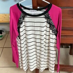 Perfectly Priscilla size xl top